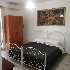 https://la-nicchia.barihotels.org